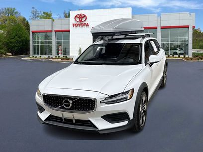 Used 2020 Volvo V60 T5 Cross Country w/ Protection Package Premier