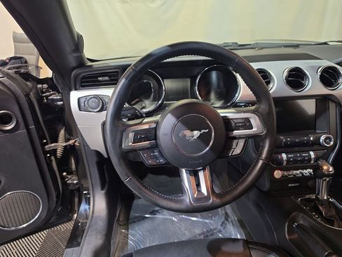 Used 2017 Ford Mustang Premium RWD image 11