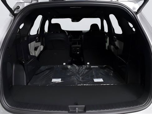 Certified 2023 Kia Sorento SX Prestige image 14