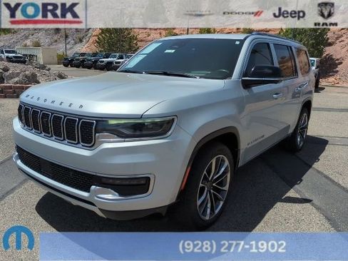 Used 2023 Jeep Wagoneer Series III w/ Premium Group I AWD/4WD image 1