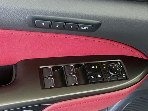 Used 2025 Lexus NX 250 FWD w/ Towing Package (2000 Lbs) image 15