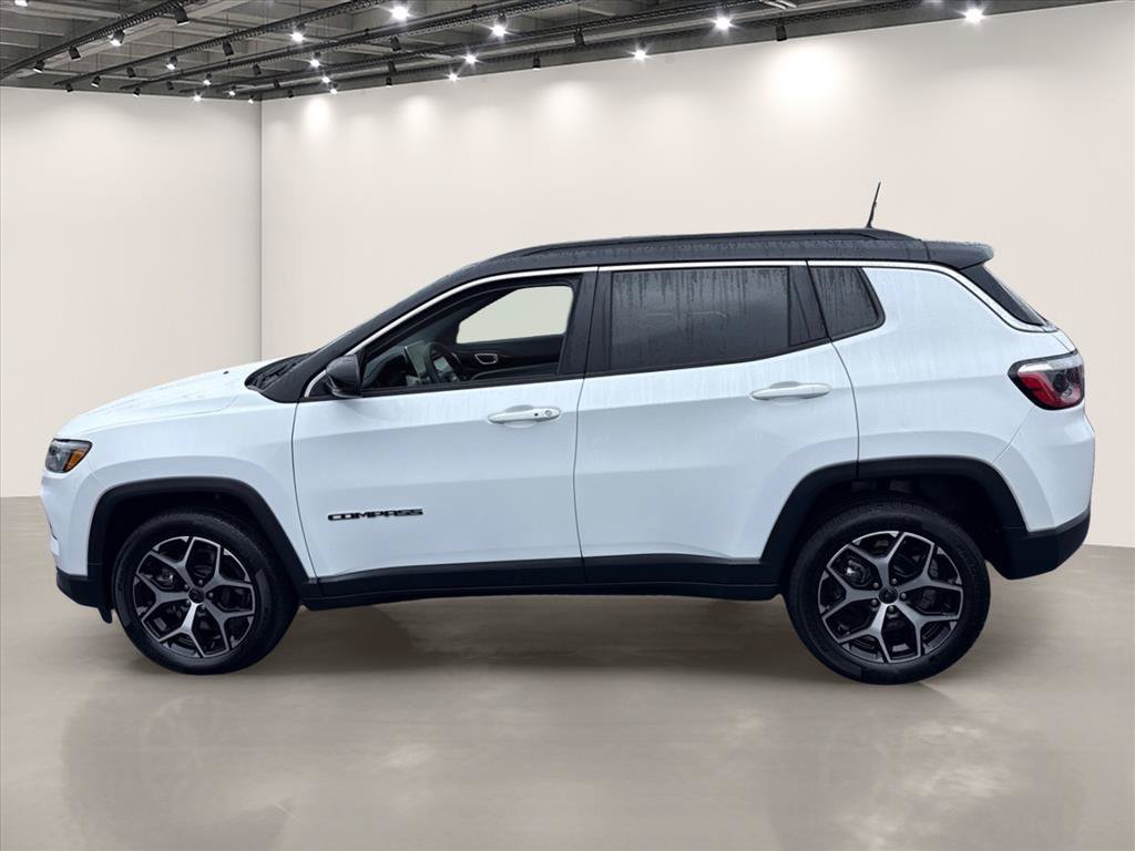 Used 2025 Jeep Compass Limited AWD/4WD image 4