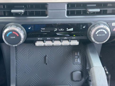 Used 2026 Toyota Tacoma SR5 AWD/4WD image 26