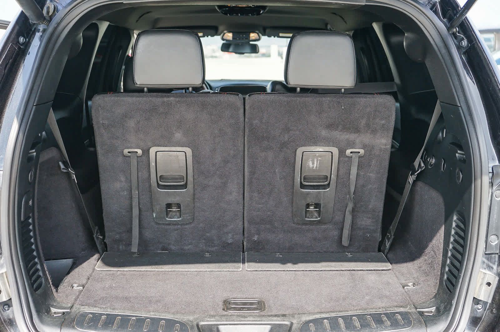 Used 2016 Dodge Durango R/T w/ Blacktop Package RWD image 25