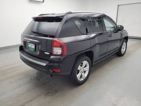 Used 2015 Jeep Compass Latitude AWD/4WD image 9