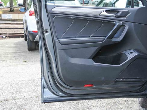 Used 2024 Volkswagen Tiguan SE R-Line image 22