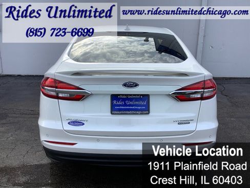 Used 2020 Ford Fusion Titanium FWD image 3