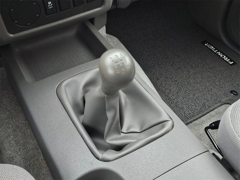 Used 2012 Nissan Frontier S w/ S Preferred Pkg image 23