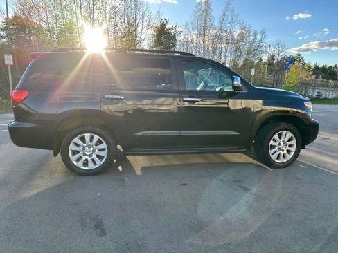 Used 2016 Toyota Sequoia Platinum AWD/4WD image 6