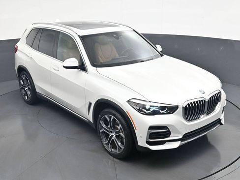 Used 2023 BMW X5 sDrive40i w/ Climate Comfort Package RWD image 26