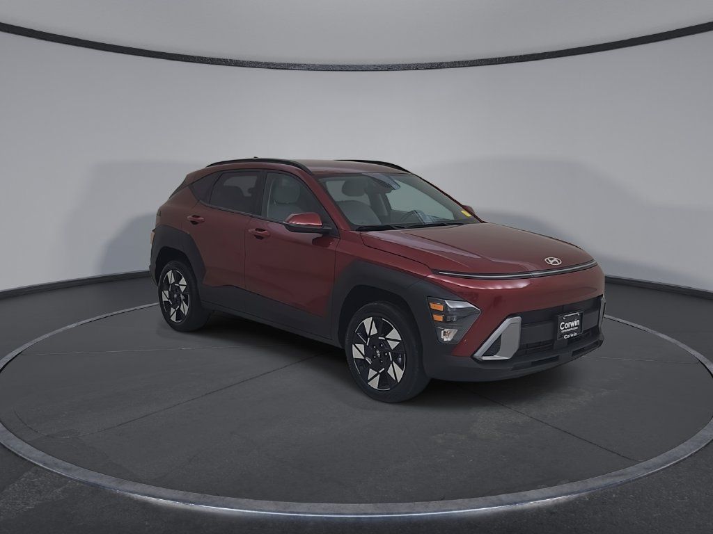 Used 2025 Hyundai Kona SEL AWD/4WD image 3