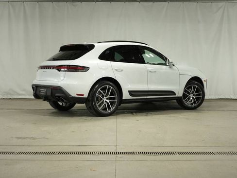 Certified 2026 Porsche Macan AWD/4WD image 7