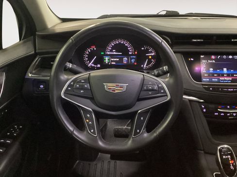 Used 2017 Cadillac XT5 Premium Luxury image 12