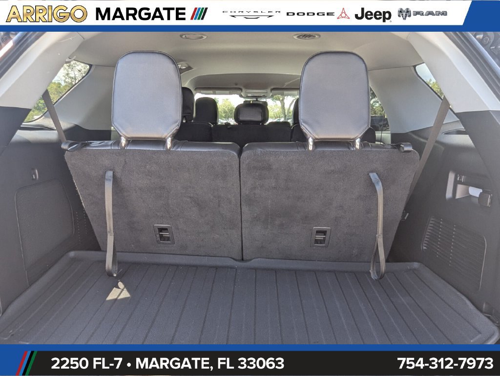 Used 2022 Ford Explorer Limited RWD image 32