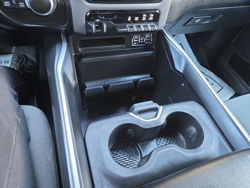 Used 2022 RAM 1500 Big Horn AWD/4WD image 22