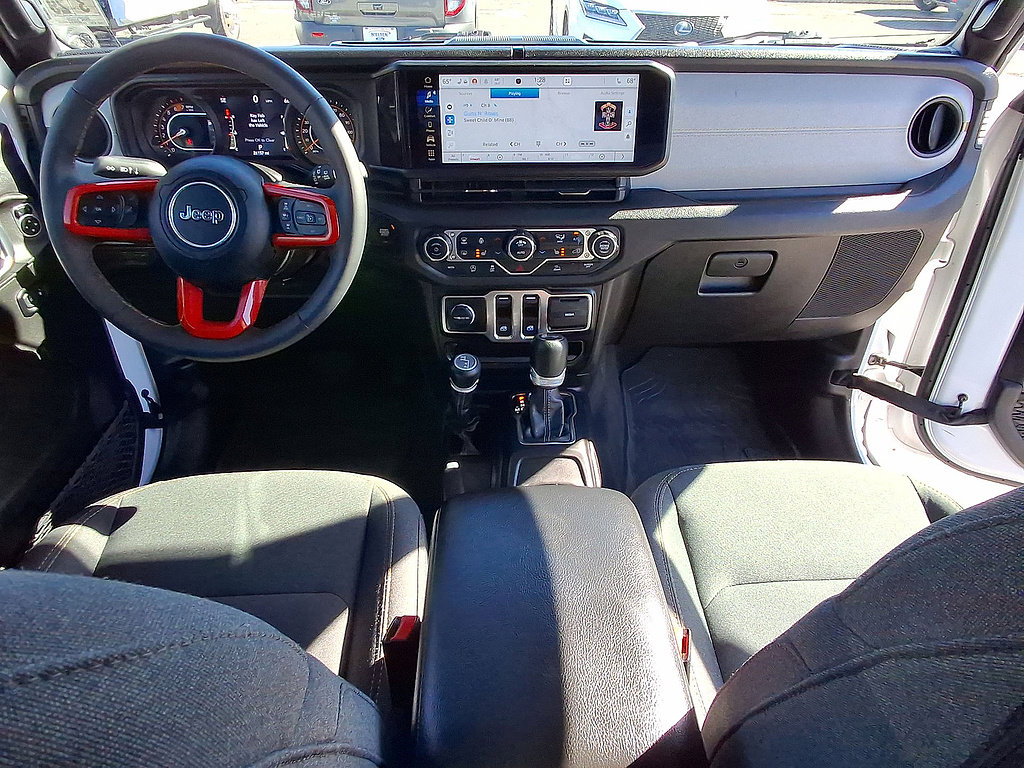 Used 2024 Jeep Wrangler Sport AWD/4WD image 10