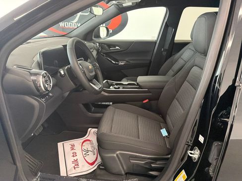 New 2026 Chevrolet Equinox LT FWD image 9