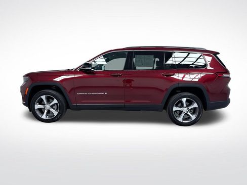 Used 2025 Jeep Grand Cherokee L Limited AWD/4WD image 11