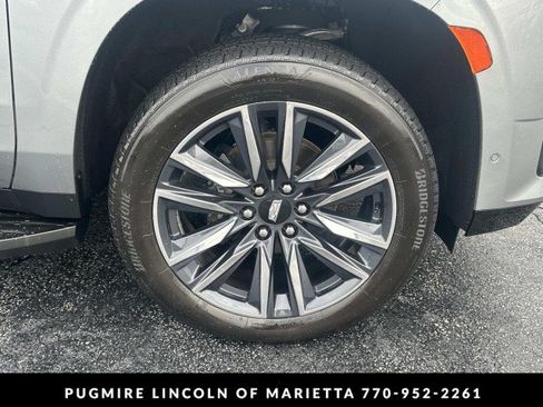 Used 2023 Cadillac Escalade ESV Sport w/ Touring Package AWD/4WD image 12