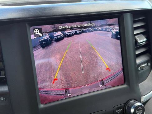 Used 2021 RAM 1500 Big Horn AWD/4WD image 17