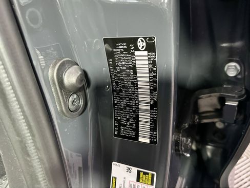 Used 2024 Toyota Corolla LE image 37