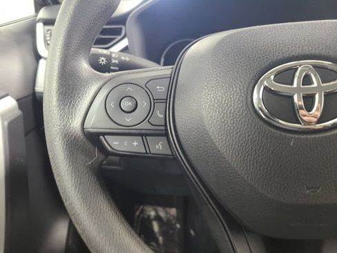 Used 2024 Toyota RAV4 XLE FWD image 23