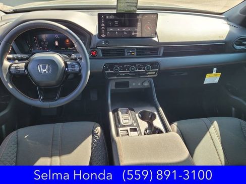 New 2026 Honda Pilot Sport image 7
