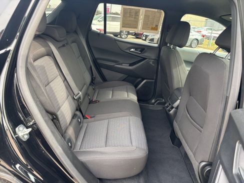 Used 2025 Chevrolet Equinox LT image 27