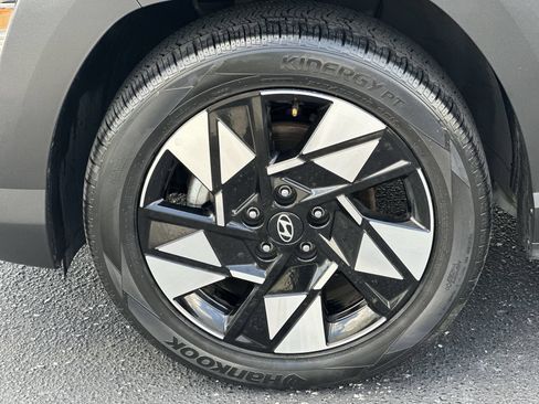 Used 2025 Hyundai Kona SEL FWD image 13
