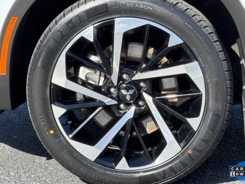 Used 2024 Mitsubishi Outlander Ralliart image 12