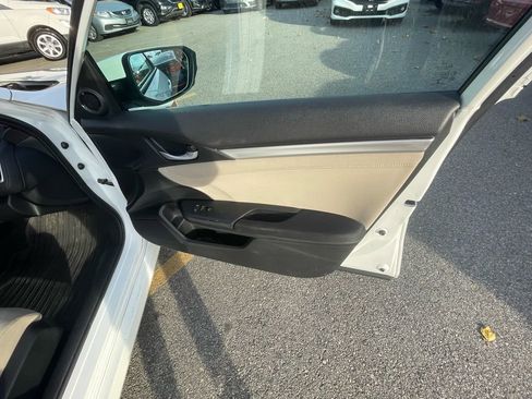 Used 2018 Honda Civic EX image 20