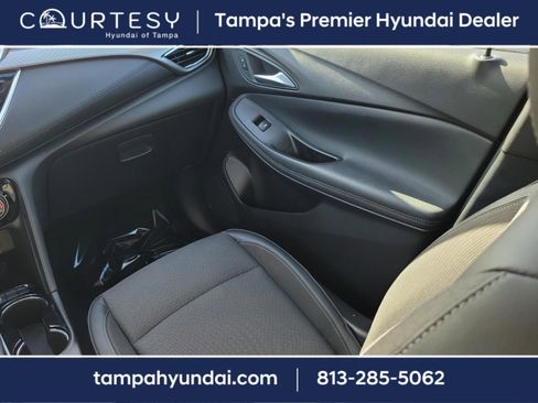 Used 2021 Buick Encore GX Select image 13