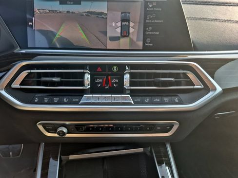 Used 2020 BMW X5 xDrive40i w/ M Sport Package AWD/4WD image 21