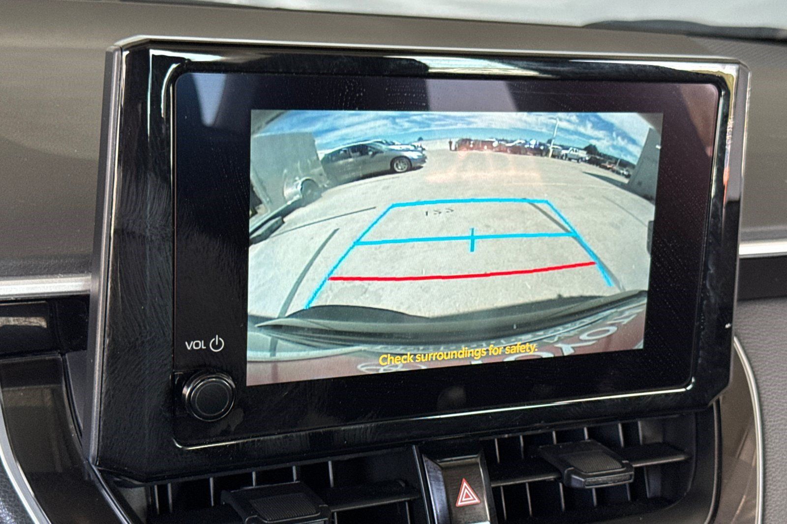 Used 2025 Toyota Corolla LE FWD image 19