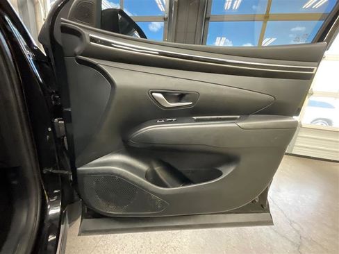 Used 2022 Hyundai Santa Cruz SEL Premium image 24