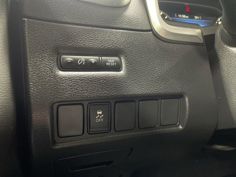 Used 2016 Nissan Murano S w/ Navigation Package image 20