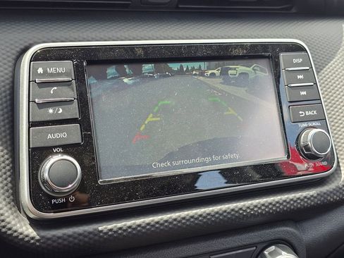 New 2025 Nissan Kicks Play S image 9