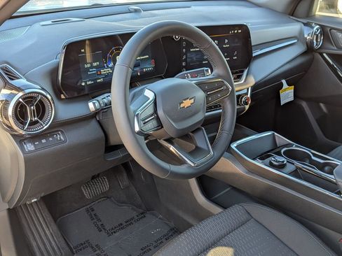 New 2026 Chevrolet Equinox LT image 17