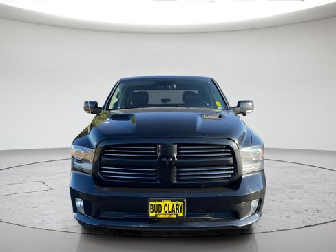 Used 2016 RAM 1500 Sport w/ Black Ram 1500 Sport Group AWD/4WD image 8