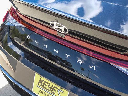New 2026 Hyundai Elantra N Line FWD image 9