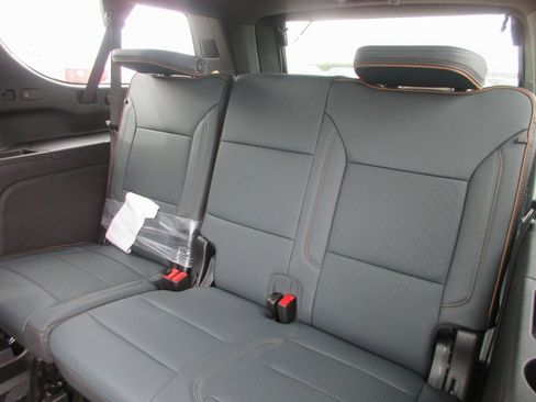 New 2026 GMC Yukon XL AT4 w/ AT4 Premium Package image 14