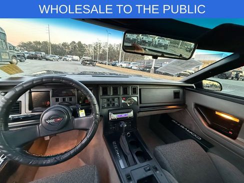 Used 1988 Chevrolet Corvette Coupe image 11