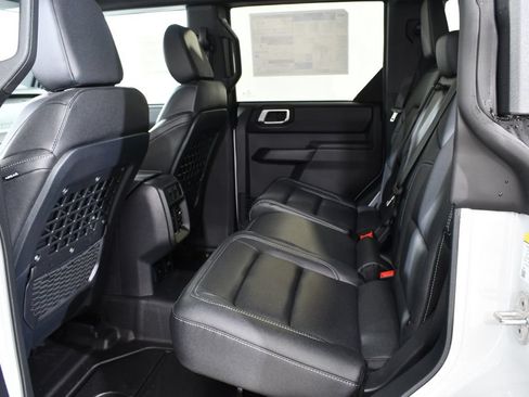 New 2026 Ford Bronco Badlands AWD/4WD image 16