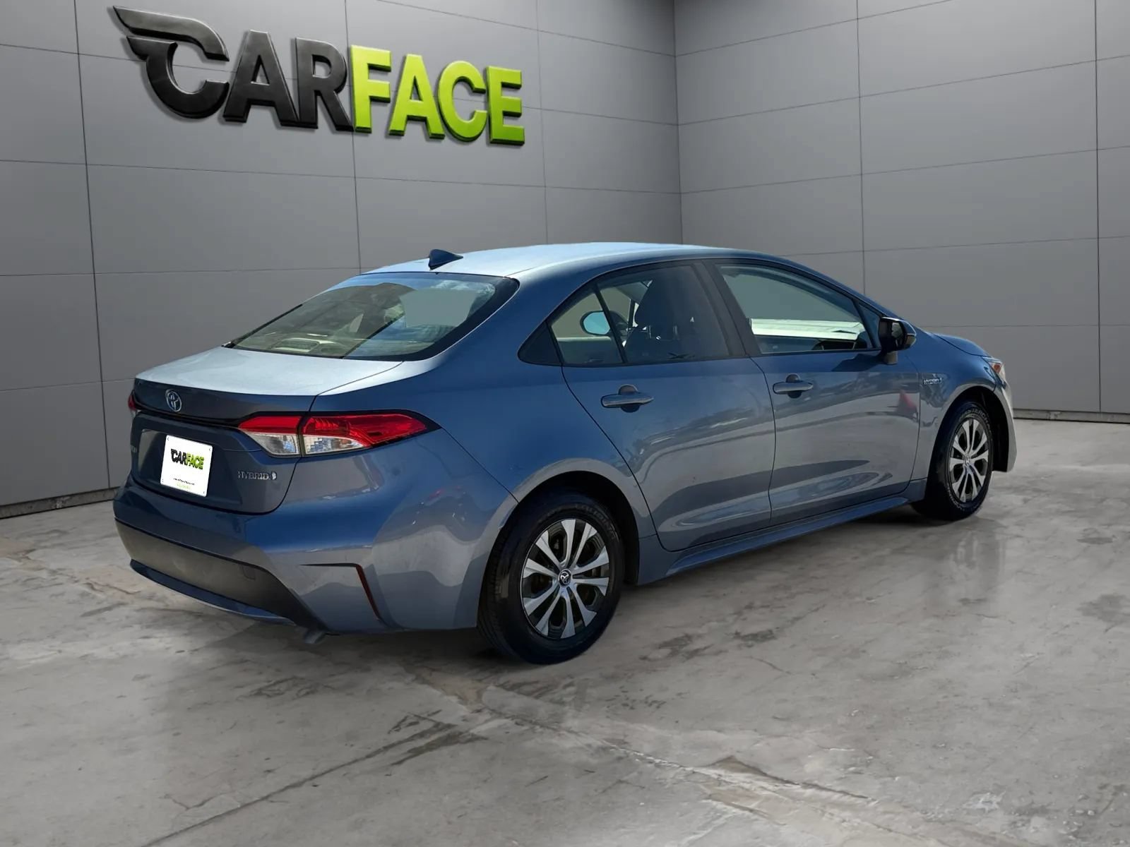 Used 2020 Toyota Corolla LE FWD image 13