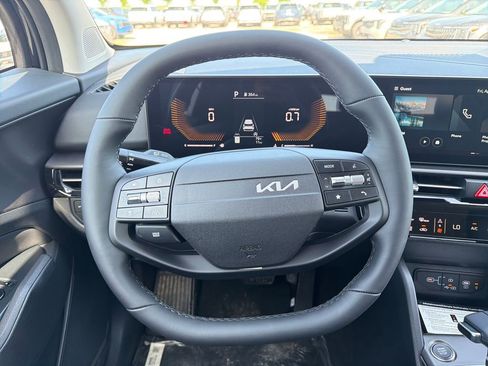 New 2026 Kia Sportage EX image 15