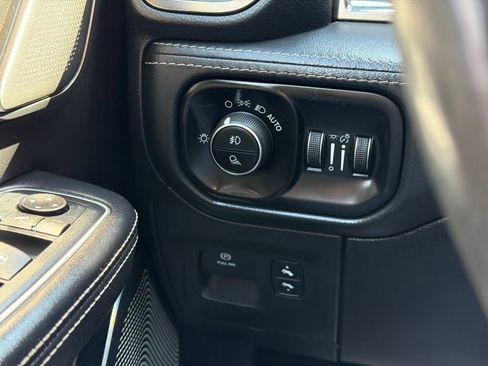 Used 2020 RAM 1500 Limited AWD/4WD image 17