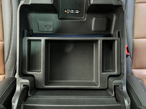 Used 2025 Chevrolet Silverado 1500 High Country w/ Z71 Off-Road Package AWD/4WD image 22