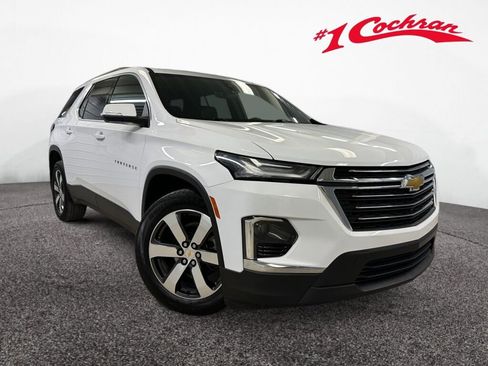 Certified 2023 Chevrolet Traverse LT w/ LT Premium Package image 1