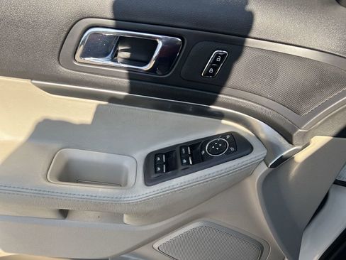 Used 2011 Ford Explorer 2WD image 14