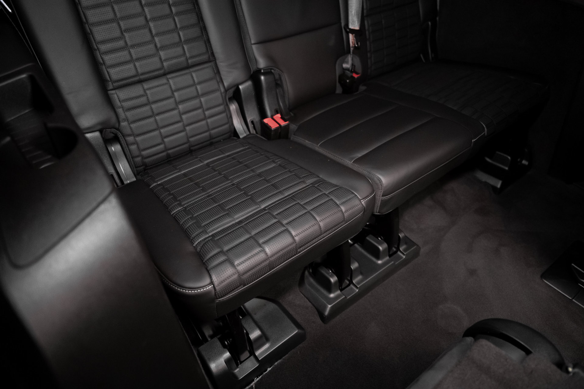 Used 2023 Cadillac Escalade ESV V AWD/4WD image 71